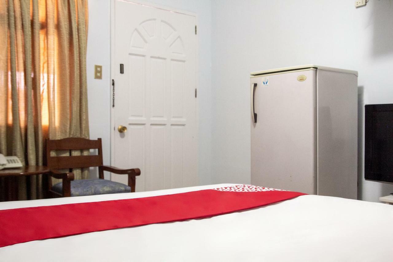 Golden Belle Apartelle And Suites Davao City Dış mekan fotoğraf